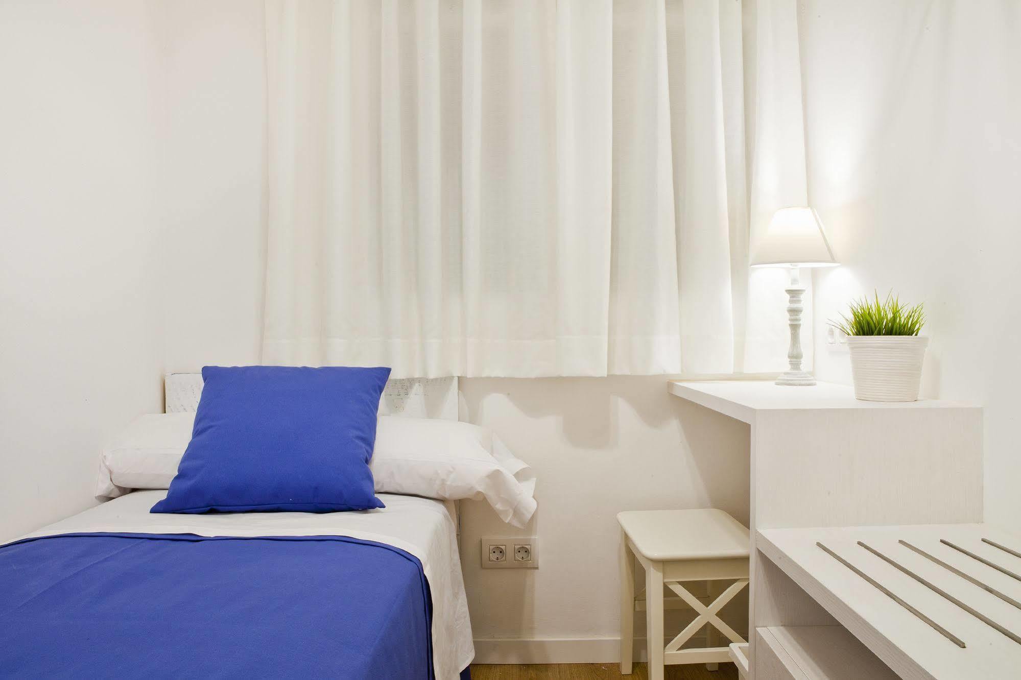 Allotjament i esmorzar Blue Barcelona